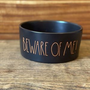 “BEWARE OF ME!” pet dish 🎃🐶